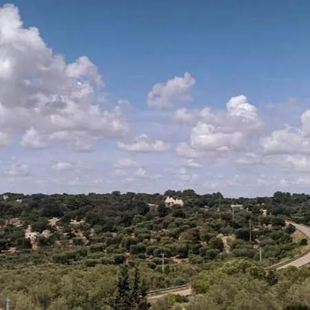 Donna Patrizia Villa *